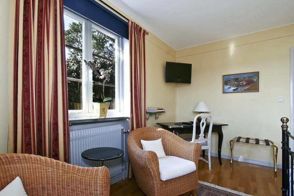 Hotell Laurentius Стренгнес Экстерьер фото