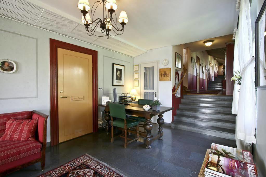 Hotell Laurentius Стренгнес Экстерьер фото